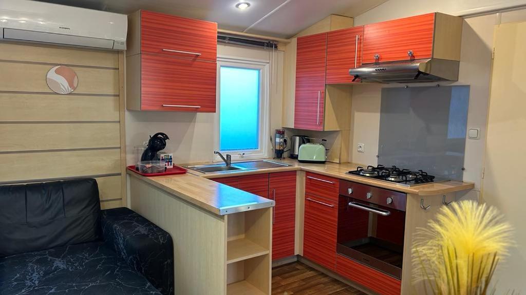 Mobil Home Les Sables D'Or Agde Le Grau-dʼAgde Exteriör bild